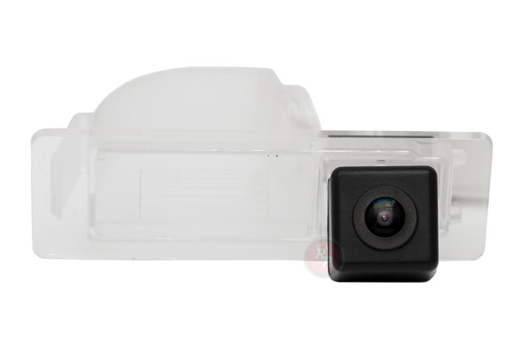 Камера RedPower VW251P Premium для Jetta 2013+ CCD камера заднего хода класса Premium - Лучшая картина среди всех камер парковки на рынке по качеству картинки. Света фонарей ЗХ достаточно чтобы получить четкое цветное изображение.  В диодах нет необходимости.