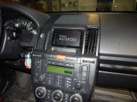 Навигация Parrot ASTEROID Smart мультимедиа навигатора на Android для установки в штатную панель автомобиля Land Rover Freelander 2 (2006-2013).